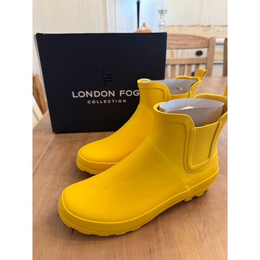 London Fog Yellow Short Rain Boots